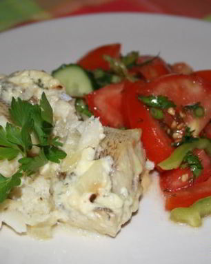 Нототения в духовке с двумя сырами