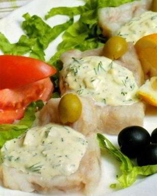 Отварная рыба по-польски