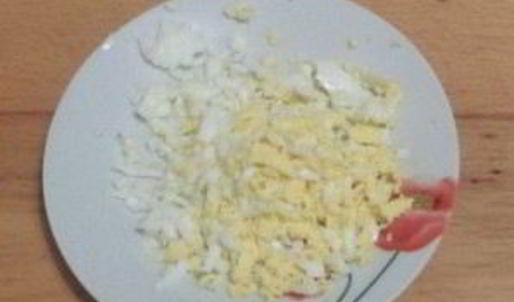 рыба отварная с соусом польским