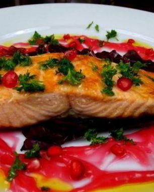 Рыба под соусом на сковороде