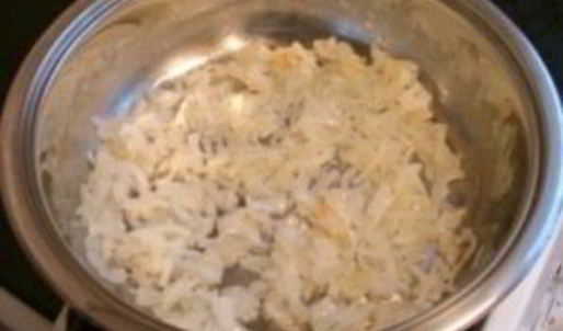 рыба, жаренная под соусом