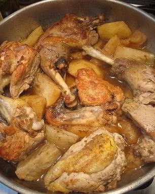 Цесарка тушеная