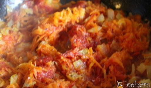 тушеный хек с овощами