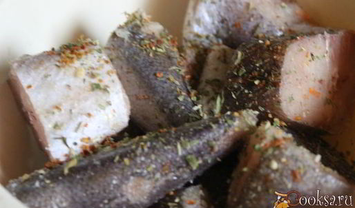 тушеный хек с овощами