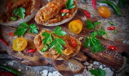 эскабече из судака с хрустящей корочкой из отрубей