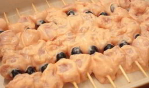 шашлычки домашние, маринованные в розовом соусе