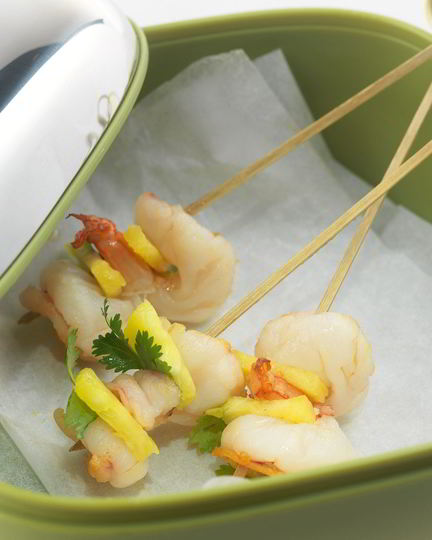 Рецепт шашлычков из креветок и ананасов