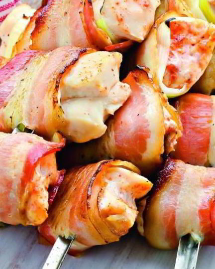 Рецепт шашлычков из курицы с луком-пореем