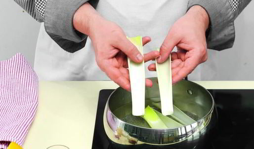 шашлычки из курицы с луком-пореем