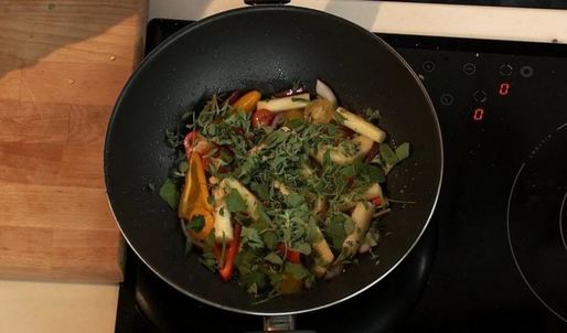 шашлык из баранины с айвой