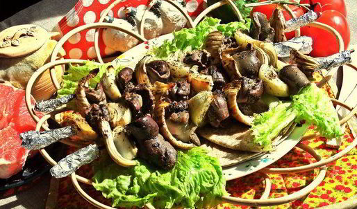 шашлык из печенки с луком и фенхелем