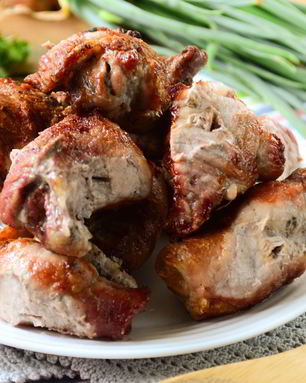 Шашлык из свинины рулетиками