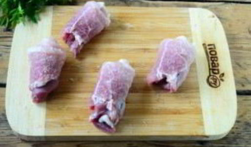 шашлык из свинины рулетиками