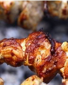 Шашлык из свинины с луком в кефире