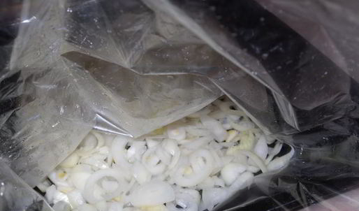 шашлык на луковой подушке в духовке