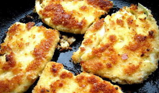 капустные стейки под сыром джюгас