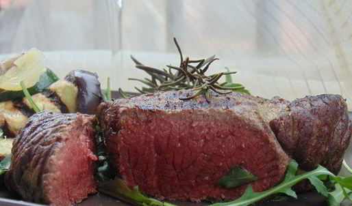 стейк ферентино с овощами на гриле