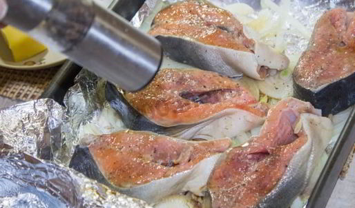 стейк из горбуши в духовке