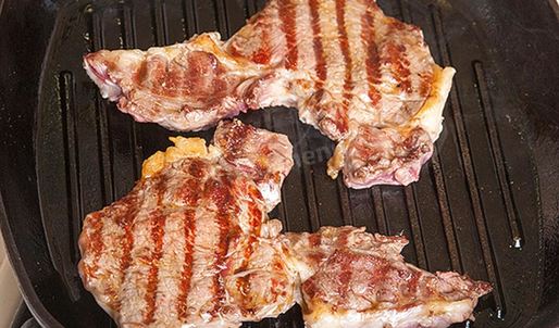 стейк из говядины в лимонно-соевом соусе