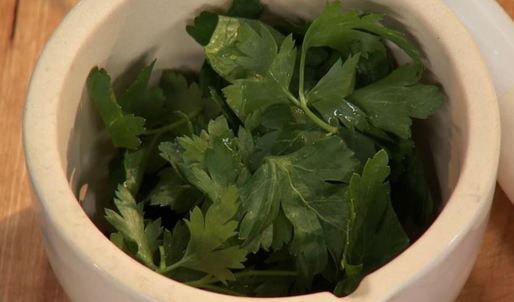 стейк с крабовым мясом и чесночным пюре