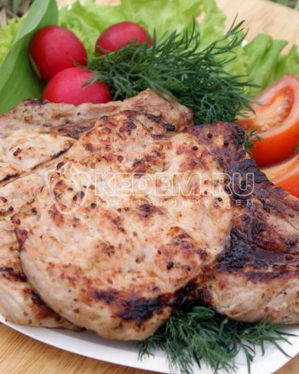 Рецепт стейков из свинины на гриле