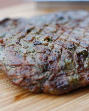 Стейки в зеленом маринаде