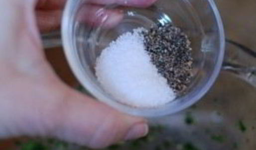 стейки в зеленом маринаде