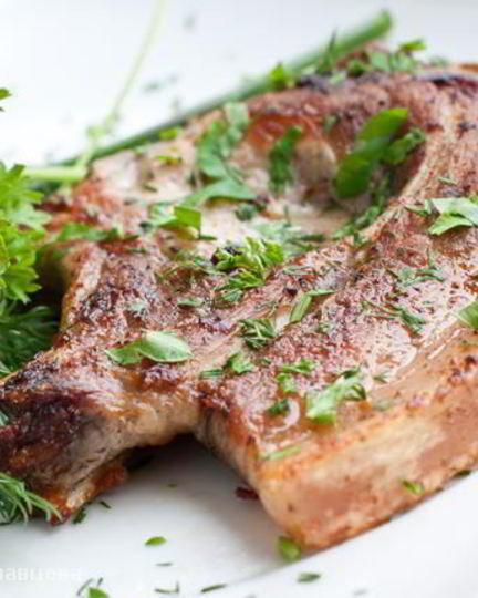 Рецепт свиного стейка в маринаде из зеленого чая