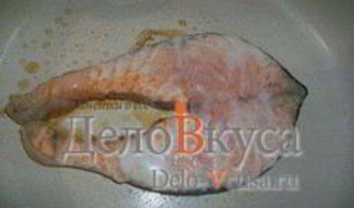 жареный стейк из семги без масла