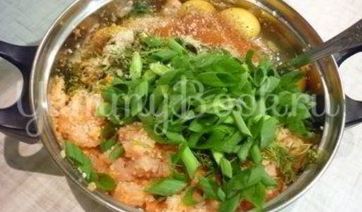 чесночные тефтели с морковью в остром соусе