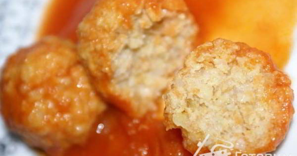 Фарш ребенку 1 год. Мясной фарш. Фарш свино-говяжий 1кг пф с. Маринованное фарш. Фарш косичкой.