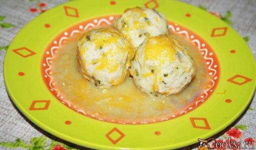 индюшиные тефтели в молочной подливе