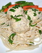 Куриные тефтели в сливках