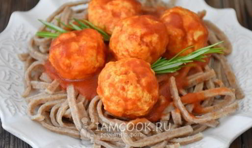 куриные тефтели в томатном соусе