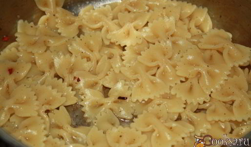 мясные тефтели с фарфалле