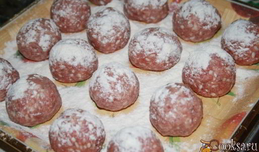 мясные тефтели с фарфалле