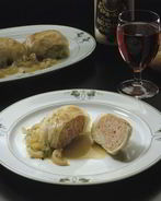 Мясные тефтели с рисом под молочным соусом