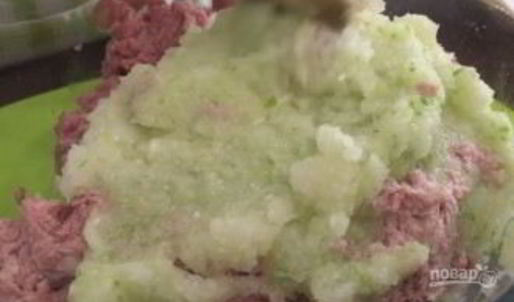 очень нежные тефтели в томатно-сметанном соусе