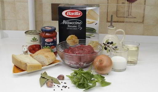 паста феттуччине с нежными итальянскими тефтельками