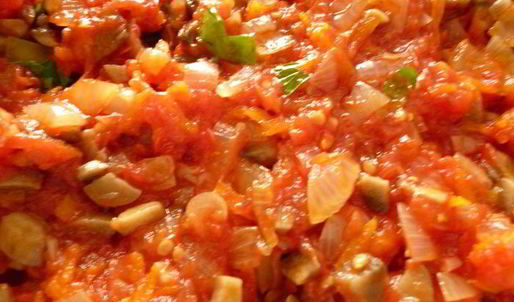 рыбно-грибные тефтельки, запеченные с овощами