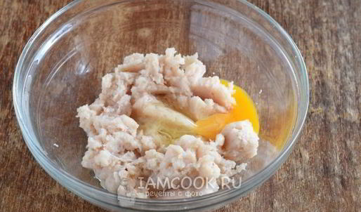 тефтели из куриного фарша с подливкой