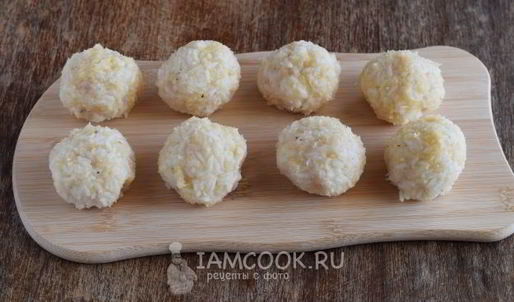 тефтели из куриного фарша с подливкой