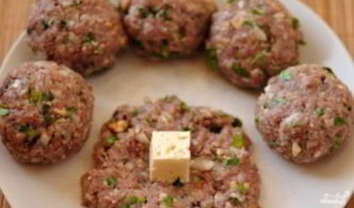 тефтели с начинкой