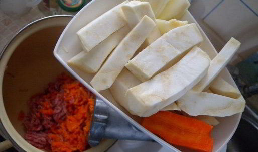 тефтели с рисом и сельдереем