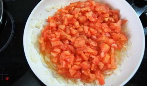 тефтели с сыром в соусе из томатов