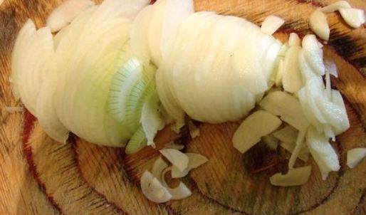 тефтели со сметанным соусом