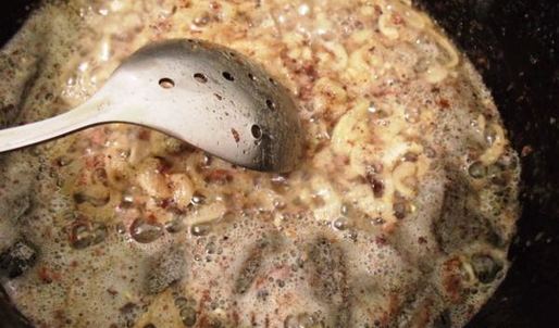 тефтели со сметанным соусом