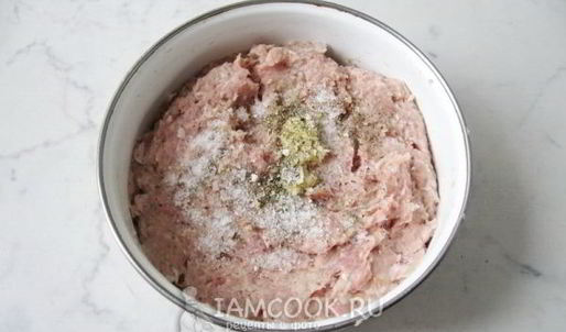 тефтели в грибном соусе