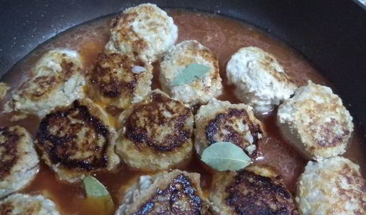 тефтели в подливе