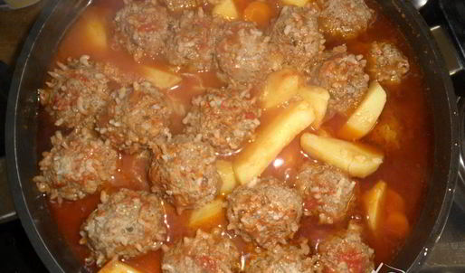 тефтели в соусе